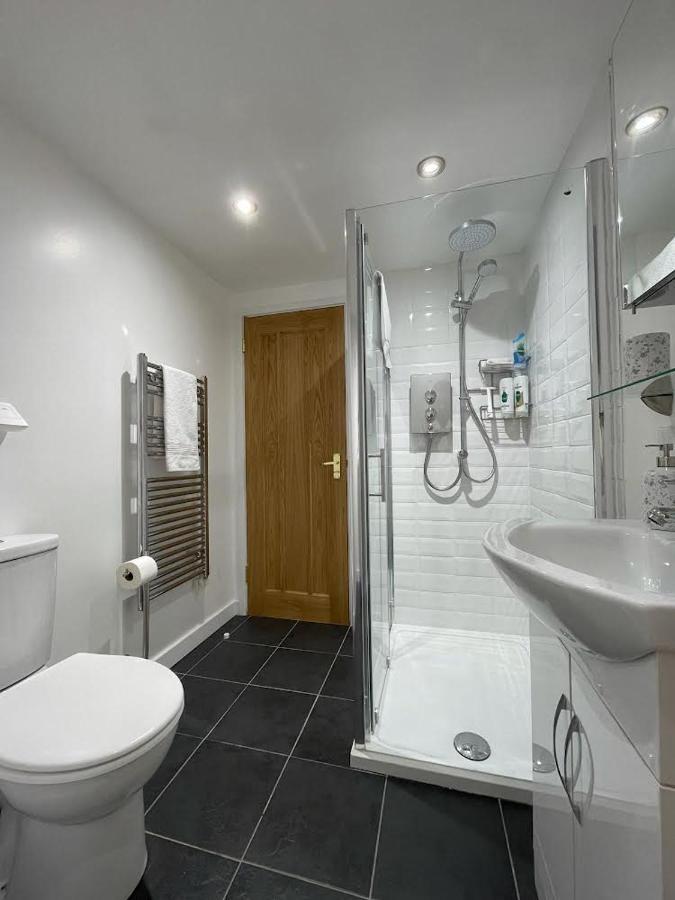 Lovely Ground Floor Apartment In Quiet Village Exeter Exteriér fotografie